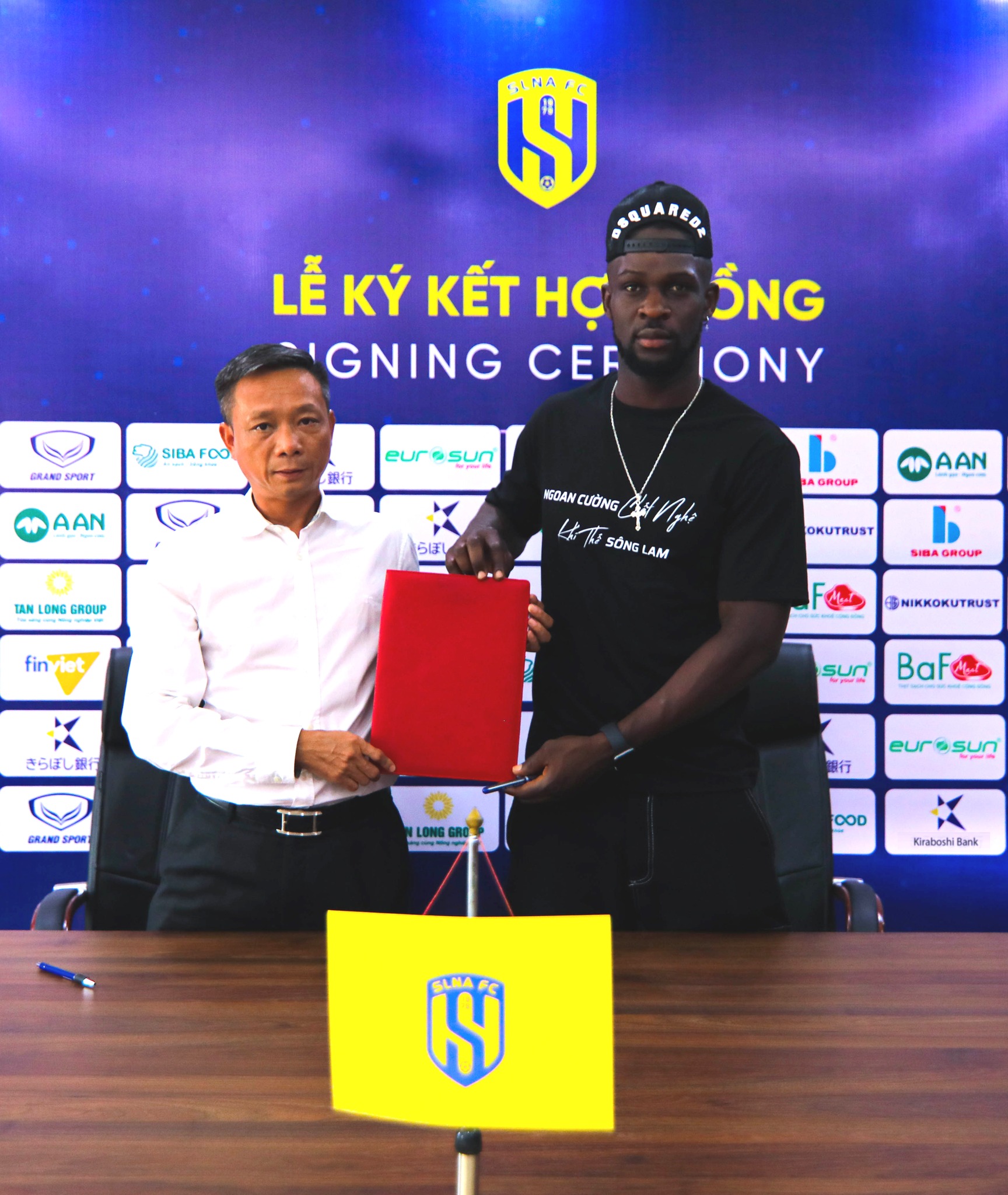 CLB SLNA trình làng bộ đôi ngoại binh cho V-League 202425 1