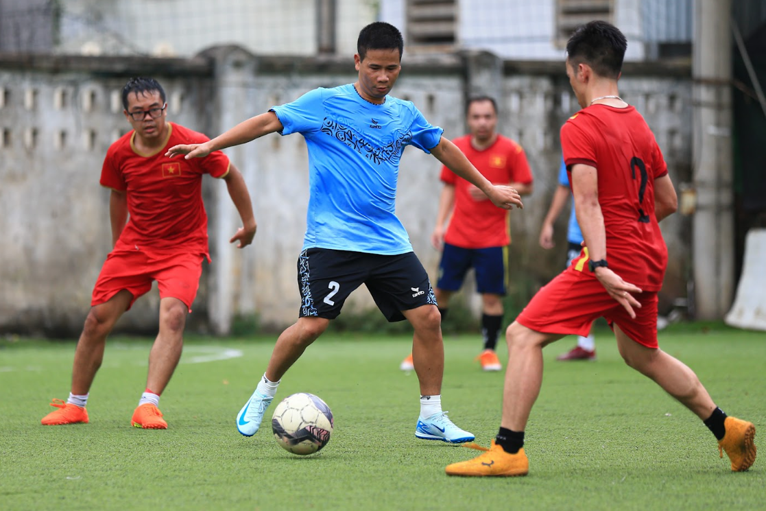 Giao hữu bóng đá giữa Báo Thể thao & Văn hoá và Bóng đá 24h 2 Giao hữu bóng đá giữa Báo Thể thao & Văn hoá và Bóng đá 24h 2