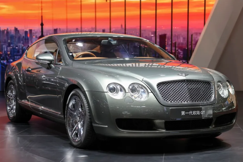 Các ngôi sao hàng đầu ở Ngoại hạng Anh lái xe gì 5 Các ngôi sao hàng đầu ở Ngoại hạng Anh lái xe gì 5