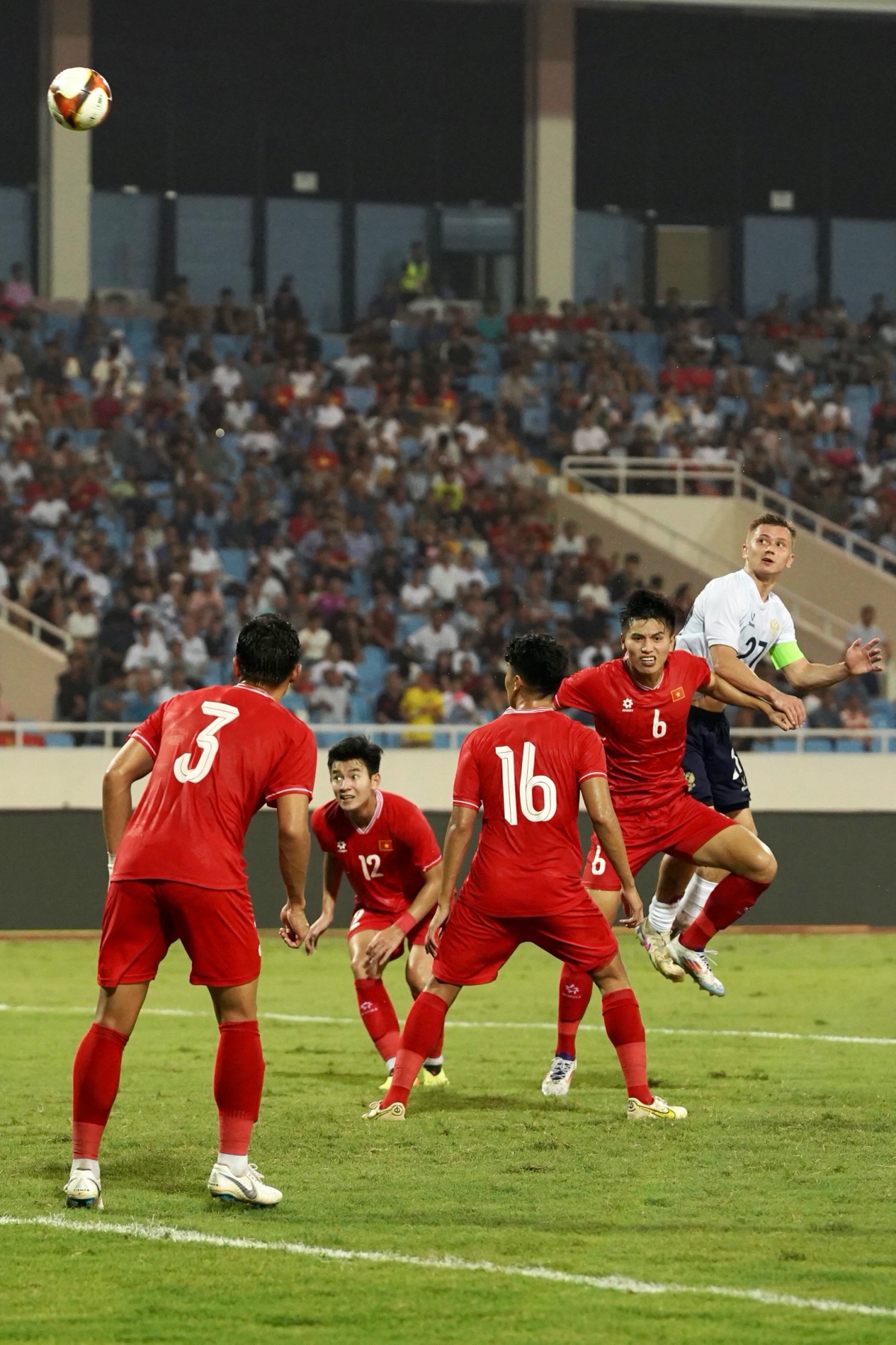 Thủ môn Đặng Văn Lâm và cơn ác mộng từ điểm yếu cố hữu 8 Thủ môn Đặng Văn Lâm và cơn ác mộng từ điểm yếu cố hữu 8