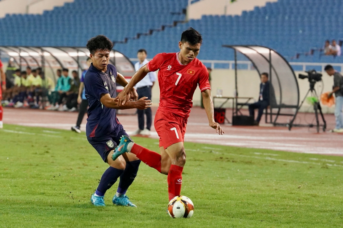 Nỗ lực bất thành của ĐT Việt Nam trong trận đại chiến với Thái Lan 4 Nỗ lực bất thành của ĐT Việt Nam trong trận đại chiến với Thái Lan 4