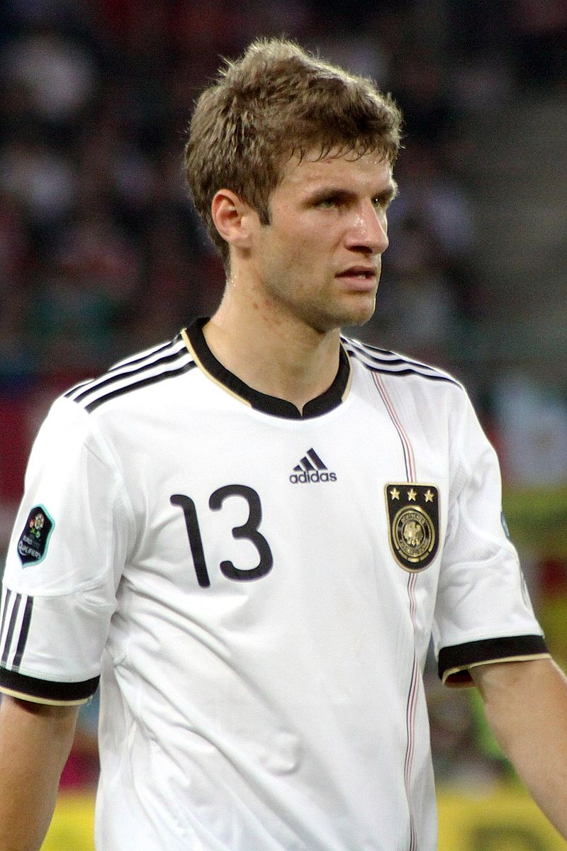 Tiểu sử của cầu thủ Thomas Muller 5