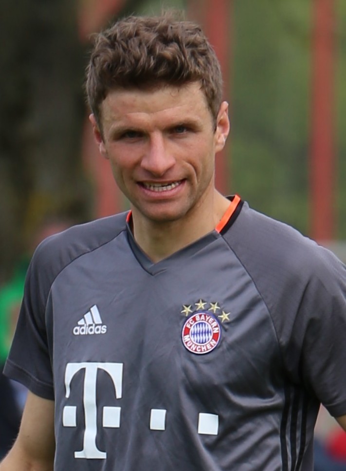 Tiểu sử của cầu thủ Thomas Muller 4