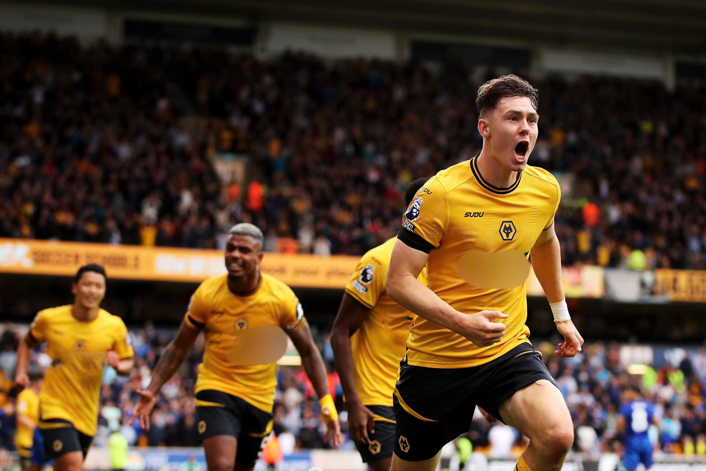 Wolves - Newcastle Trận chiến định mệnh 2