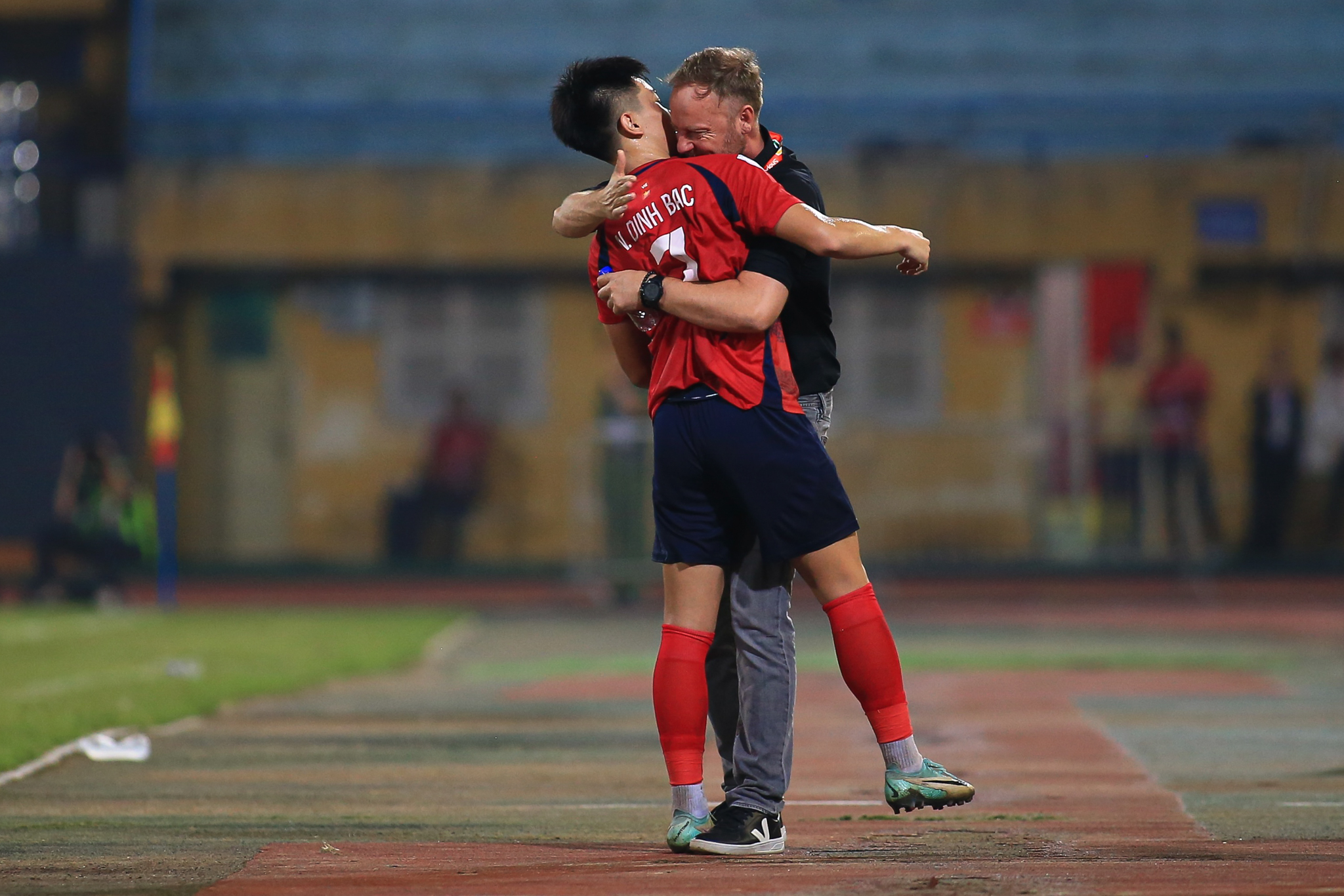 Nghịch lý Đình Bắc 4