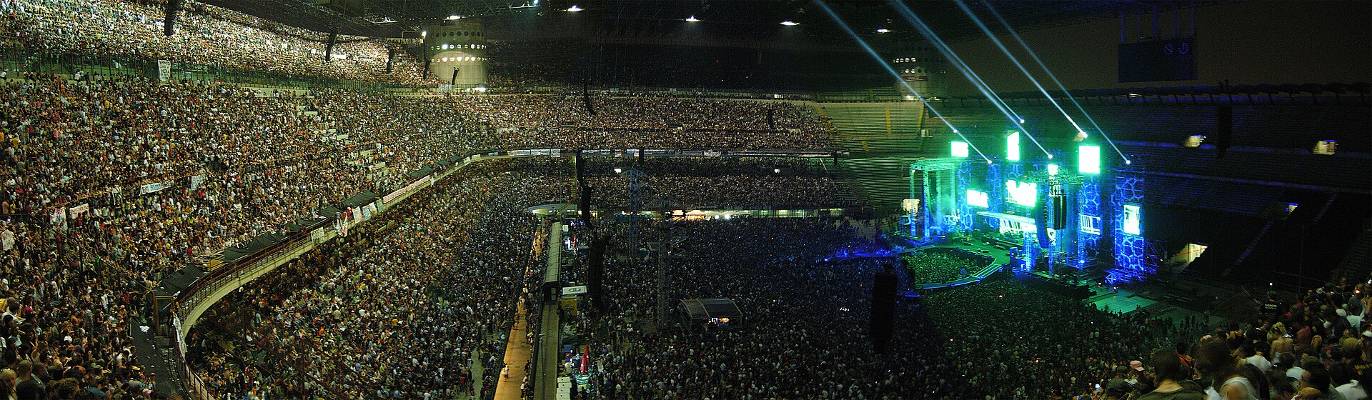 Sân vận động San Siro (Giuseppe Meazza) - Sân nhà của 2 câu lạc bộ lừng danh AC Milan và Inter Milan 4