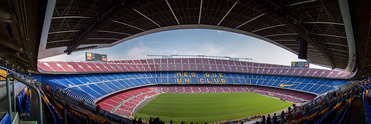 Sân vận động Camp Nou - thánh đường nổi tiếng bậc nhất của bóng đá châu Âu 3