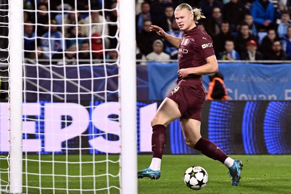 fbl-eur-c1-bratislava-man_city (1) fbl-eur-c1-bratislava-man_city (1)