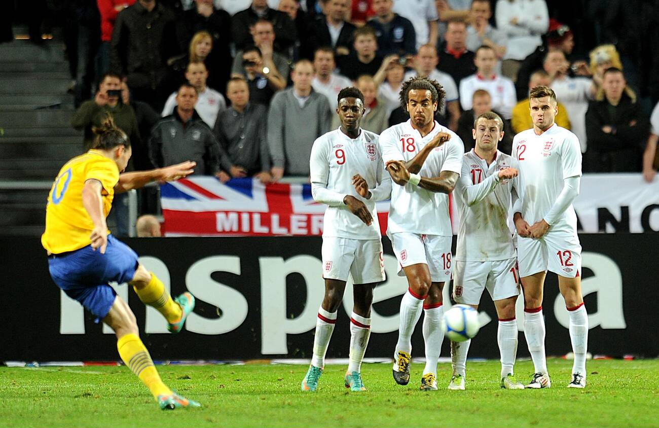 Ngày Ibrahimovic biến nước Anh trở thành trò cười 3