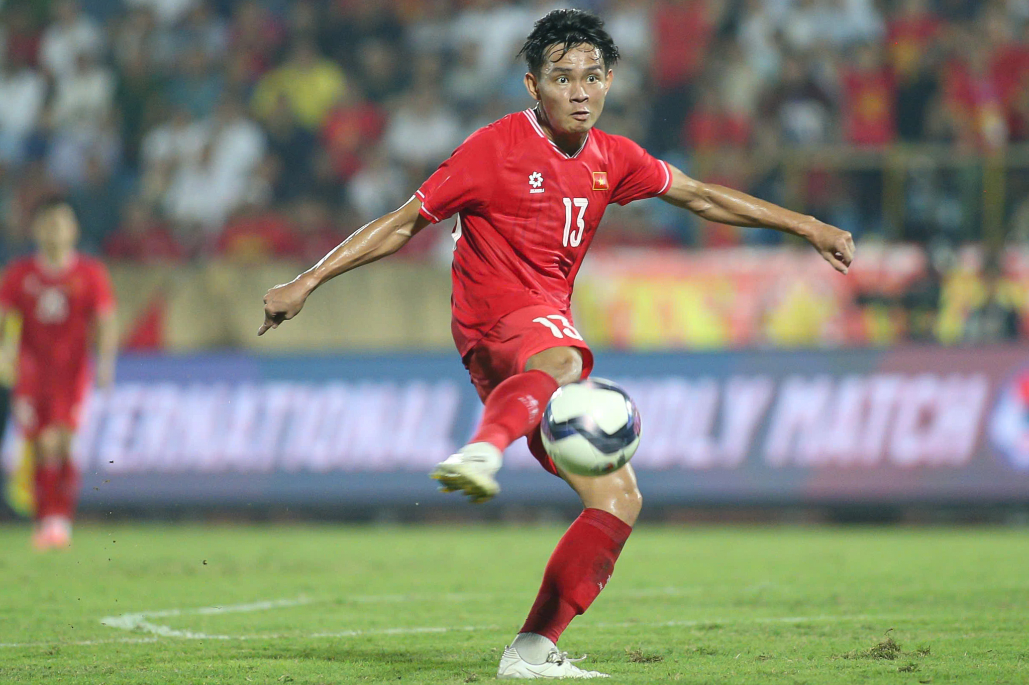 Bùi Vĩ Hào ĐT Việt Nam vs Ấn Độ 12/10 Bui Vi Hao dT Viet Nam vs an do 12/10