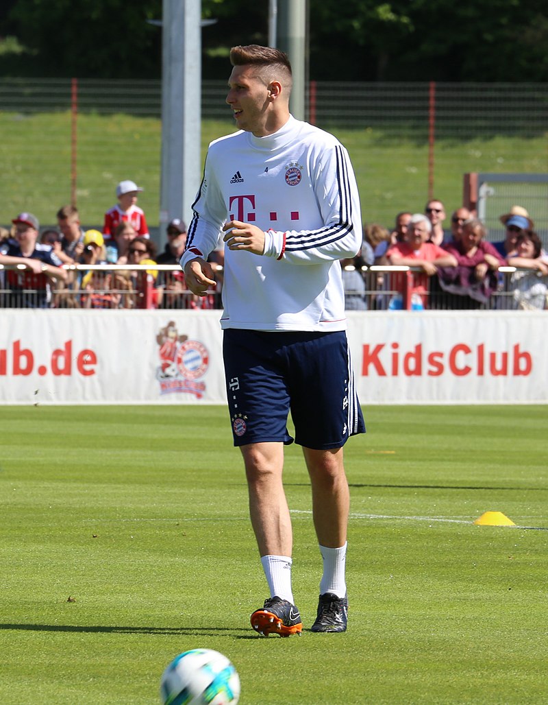 Thông tin, tiểu sử của cầu thủ Niklas Sule 2