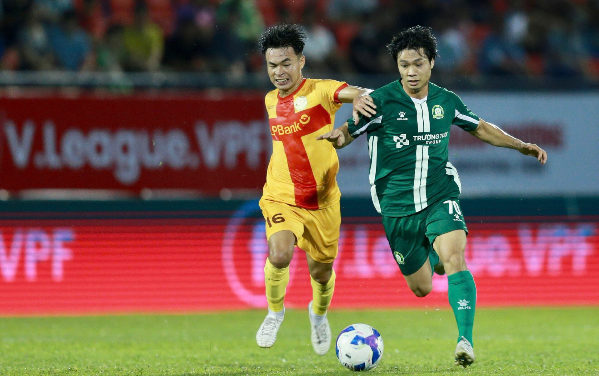 HLV Anh Đức nói gì trước thềm đại chiến với Phù Đổng Ninh Bình 1