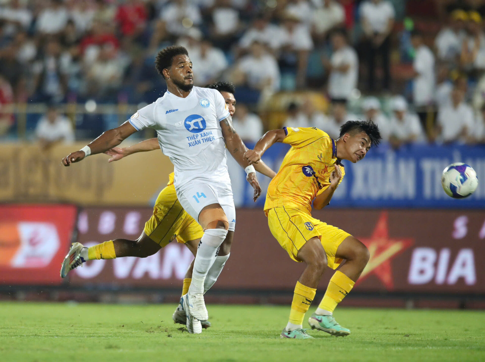 Nguyễn Xuân Son tịt ngòi vì đâu 2 Nguyễn Xuân Son tịt ngòi vì đâu 2