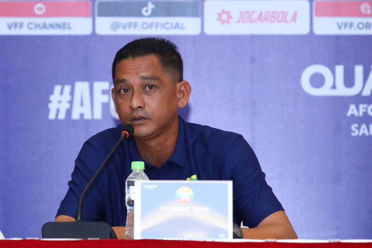 HLV Aung Zaw Myo của ĐT U17 Myanmar vòng loại U17 châu Á 2025 HLV Aung Zaw Myo cua dT U17 Myanmar vong loai U17 chau a 2025