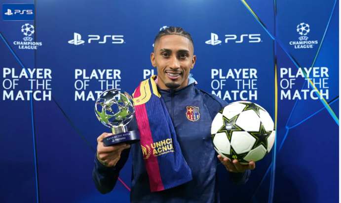 Barca 4-1 Bayern Raphinha như thể người ngoài hành tinh 2 Barca 4-1 Bayern Raphinha như thể người ngoài hành tinh 2