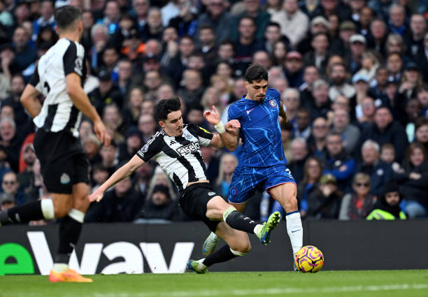 Cú hích cho Pedro Neto 1 Cú hích cho Pedro Neto 1