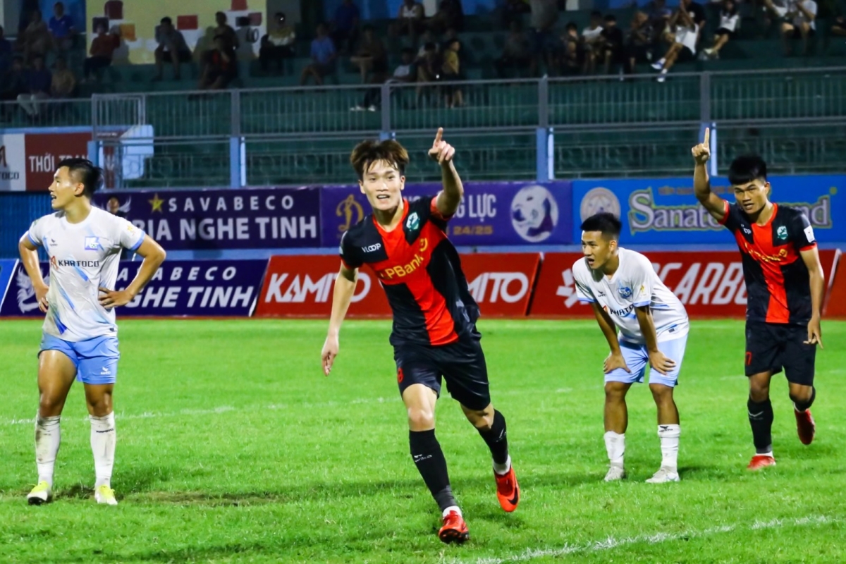 Những điều đọng lại sau vòng 1 hạng Nhất Quốc gia 202425 1 Những điều đọng lại sau vòng 1 hạng Nhất Quốc gia 202425 1