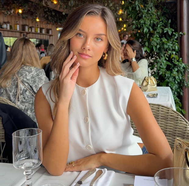 Mats Hummels lần đầu công khai bạn gái kém 10 tuổi 6 Mats Hummels lần đầu công khai bạn gái kém 10 tuổi 6