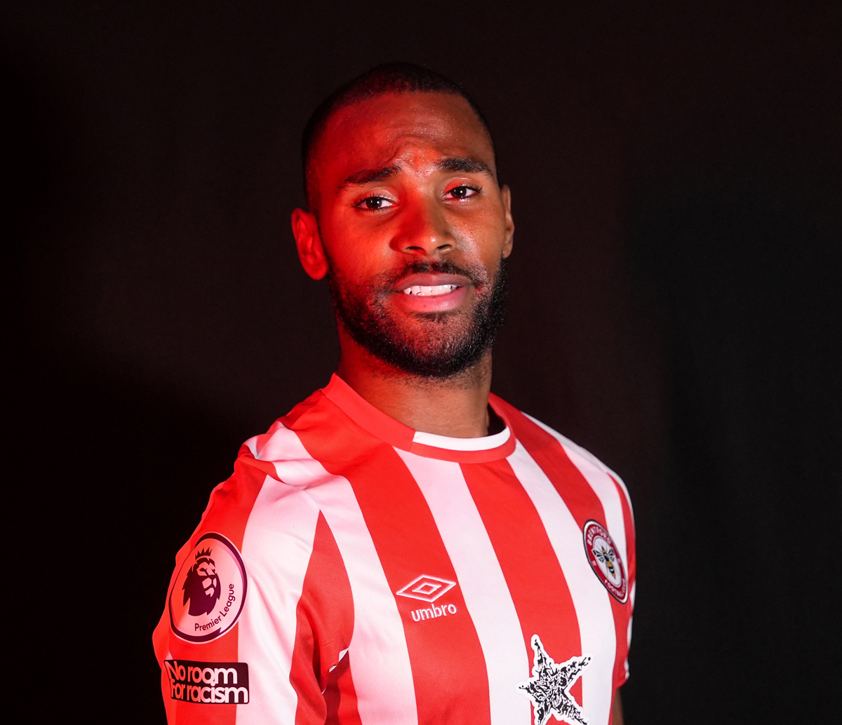 tieu-su-cau-thu-rico-henry