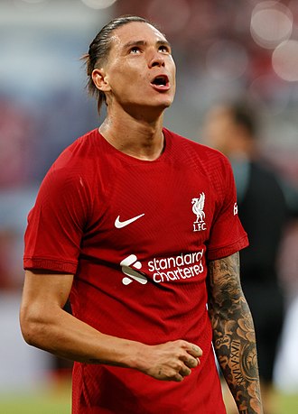 Tiểu sử của cầu thủ Darwin Nunez Bố thợ xây, mẹ bán sữa 2