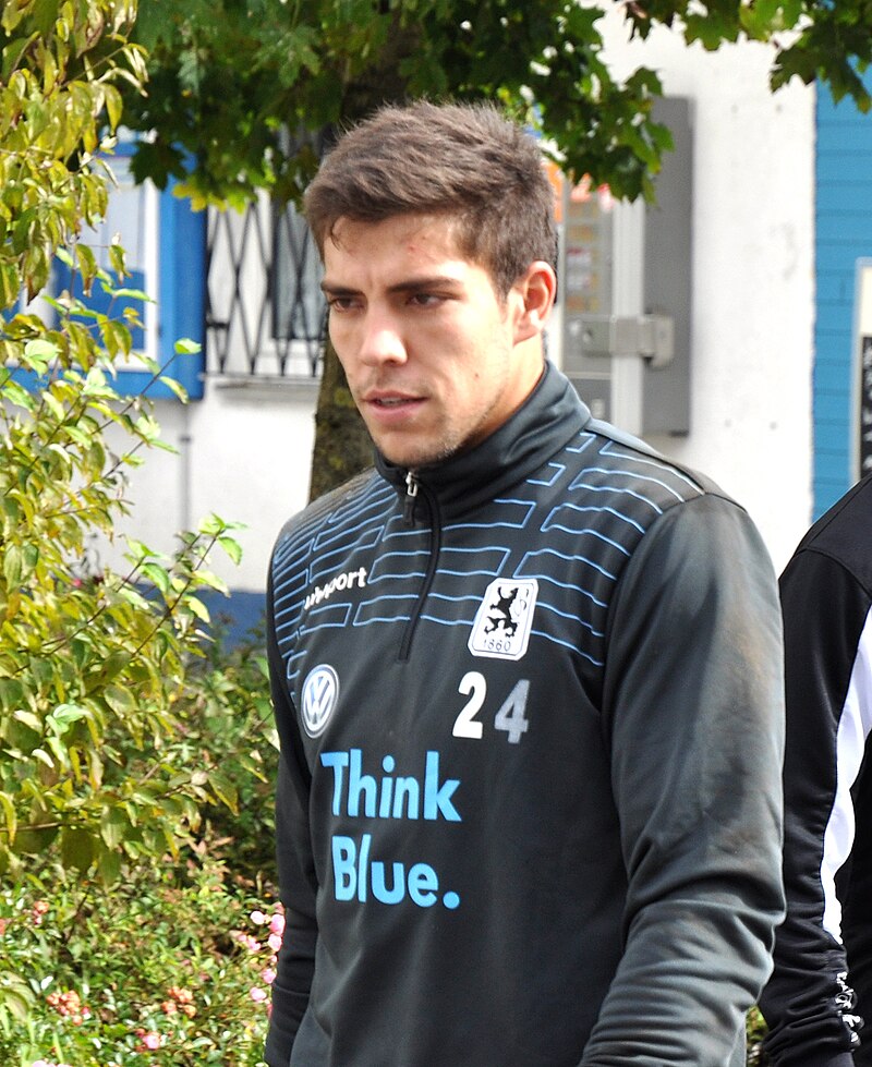 Thông tin, tiểu sử của thủ môn Stefan Ortega 2