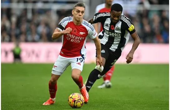 Chuyện gì đang xảy ra với Arsenal 4 Chuyện gì đang xảy ra với Arsenal 4