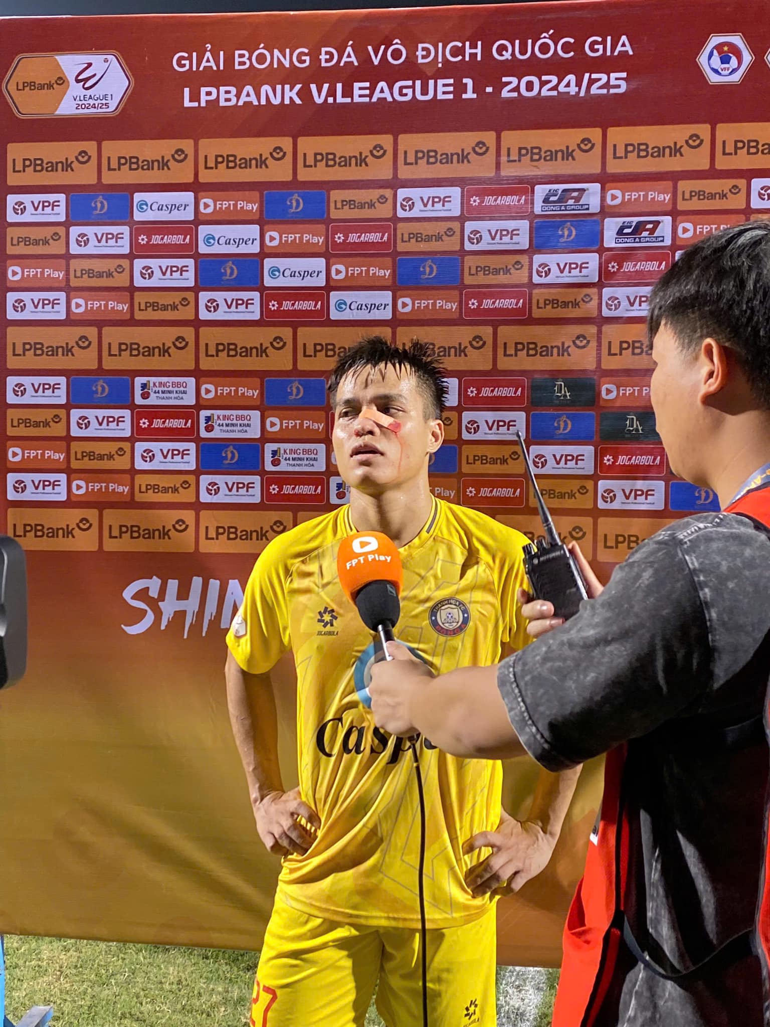 Tiền vệ Thanh Hoá tiếc nuối khi đánh rơi chiến thắng trước Hà Nội 1