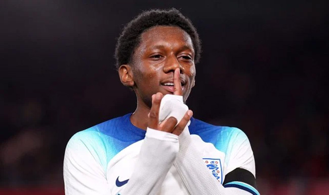 tieu-su-Jaden-Philogene-Bidace