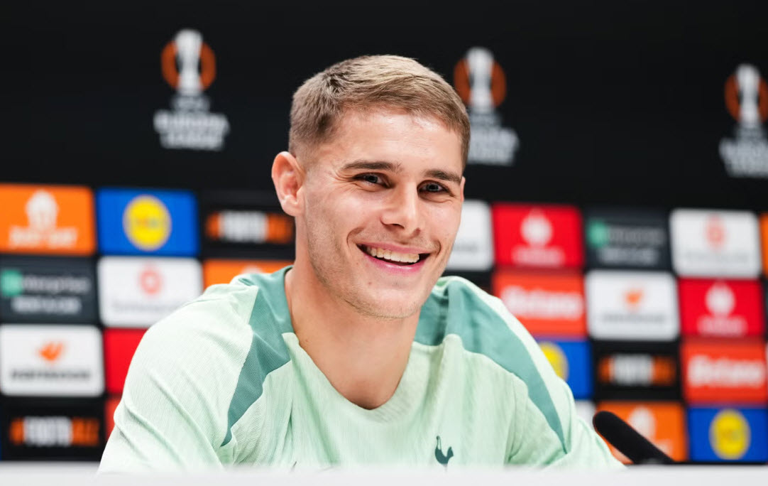 Tiểu sử của Micky van de Ven tieu-su-cau-thu-micky-van-de-ven-anh