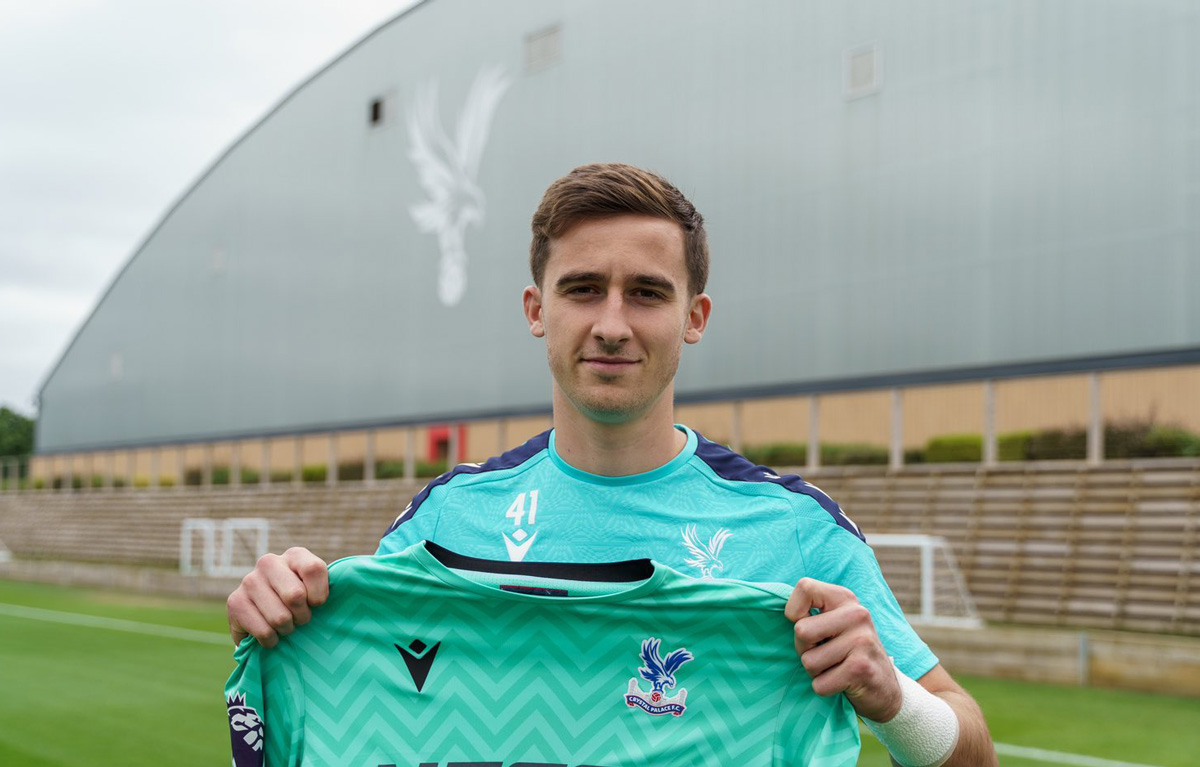 tieu-su-thu-mon-louie-moulden