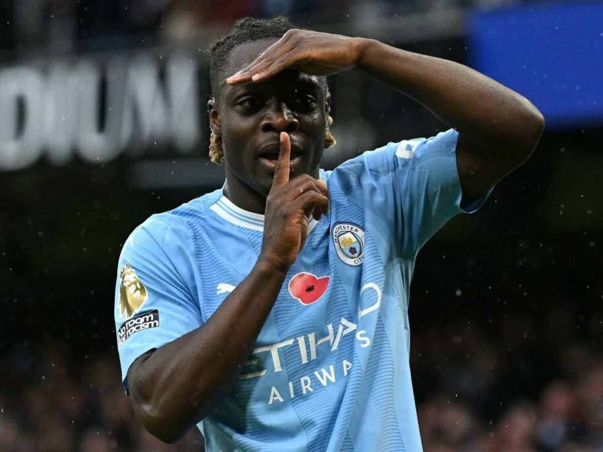 Tiểu sử, sự nghiệp của cầu thủ Jérémy Doku 3