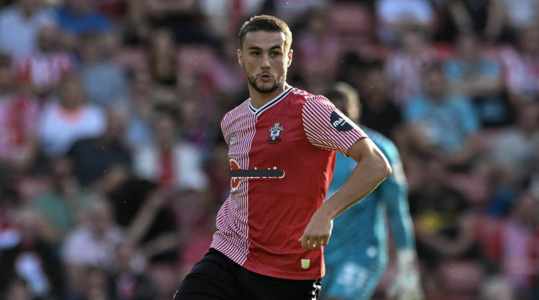 tieu-su-cau-thu-taylor-harwood-bellis-anh Tiểu sử của Taylor Harwood-Bellis