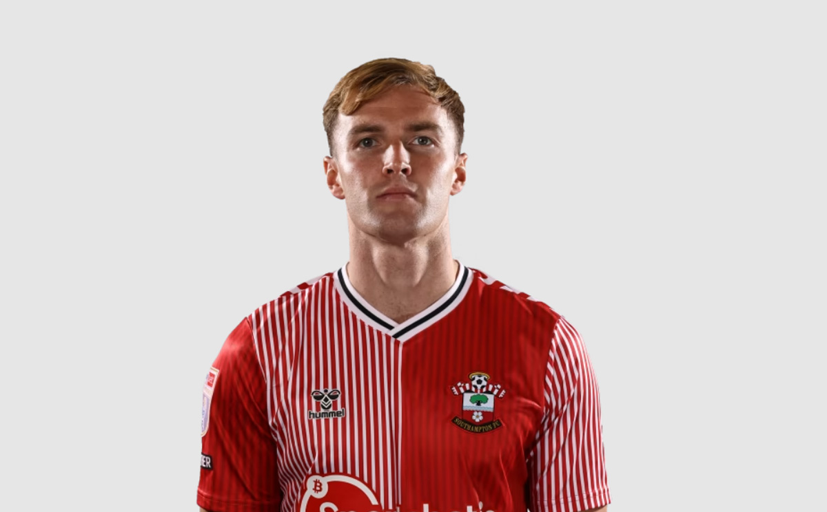 tieu-su-cau-thu-james-bree-anh