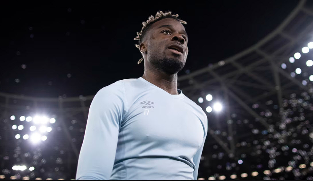 tieu-su-cau-thu-maxwel-cornet-anh