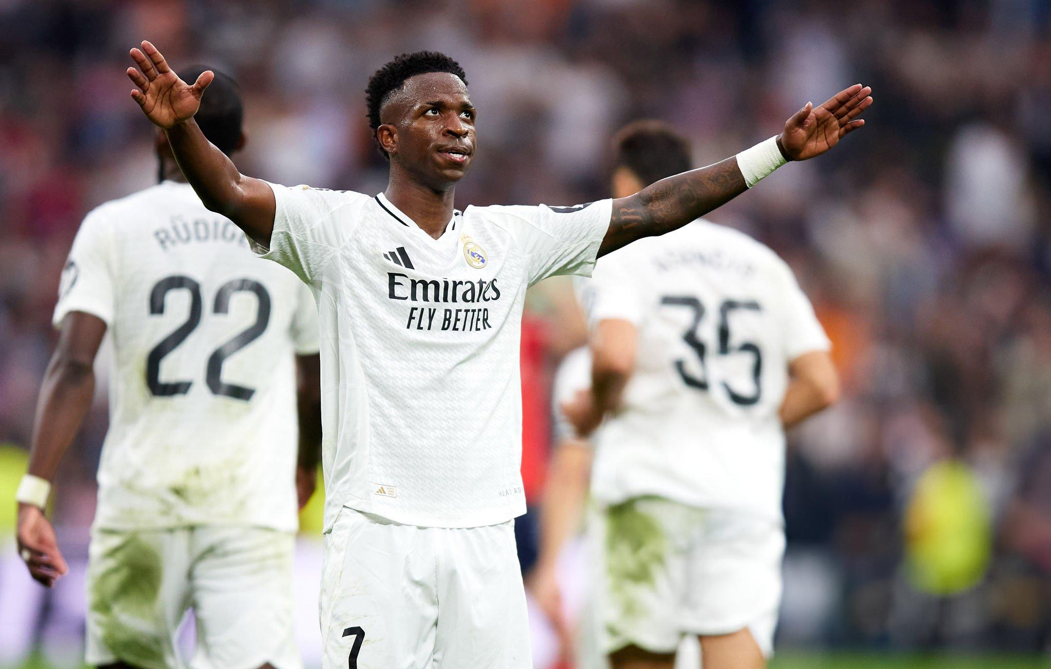 Jules Kounde Chẳng cần phải là số một để vươn tới giấc mơ 7