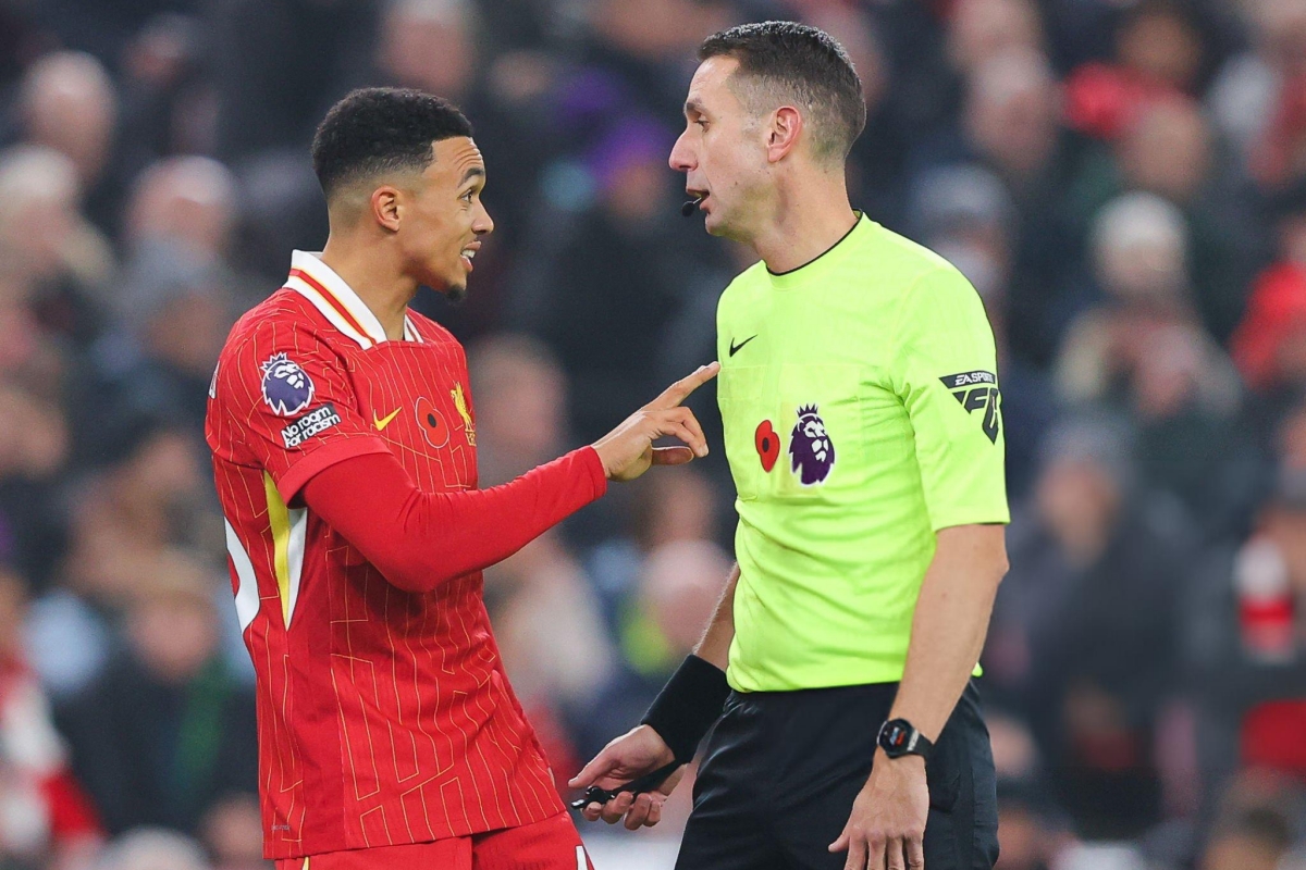 Trọng tài David Coote chính thức nhận án phạt từ UEFA 1