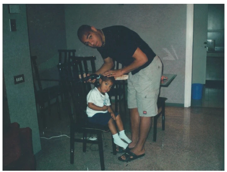 Adriano Đời tôi là một sự phí phạm to lớn, nhưng tôi ổn với cuộc sống mình đang chọn 2 Adriano Đời tôi là một sự phí phạm to lớn, nhưng tôi ổn với cuộc sống mình đang chọn 2