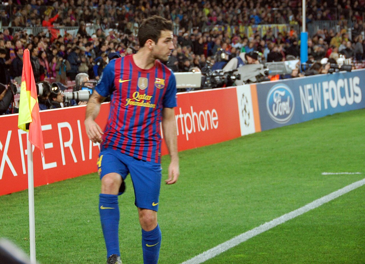 Tiểu sử HLV Cesc Fabregas Người ném pizza vào Sir Alex 6