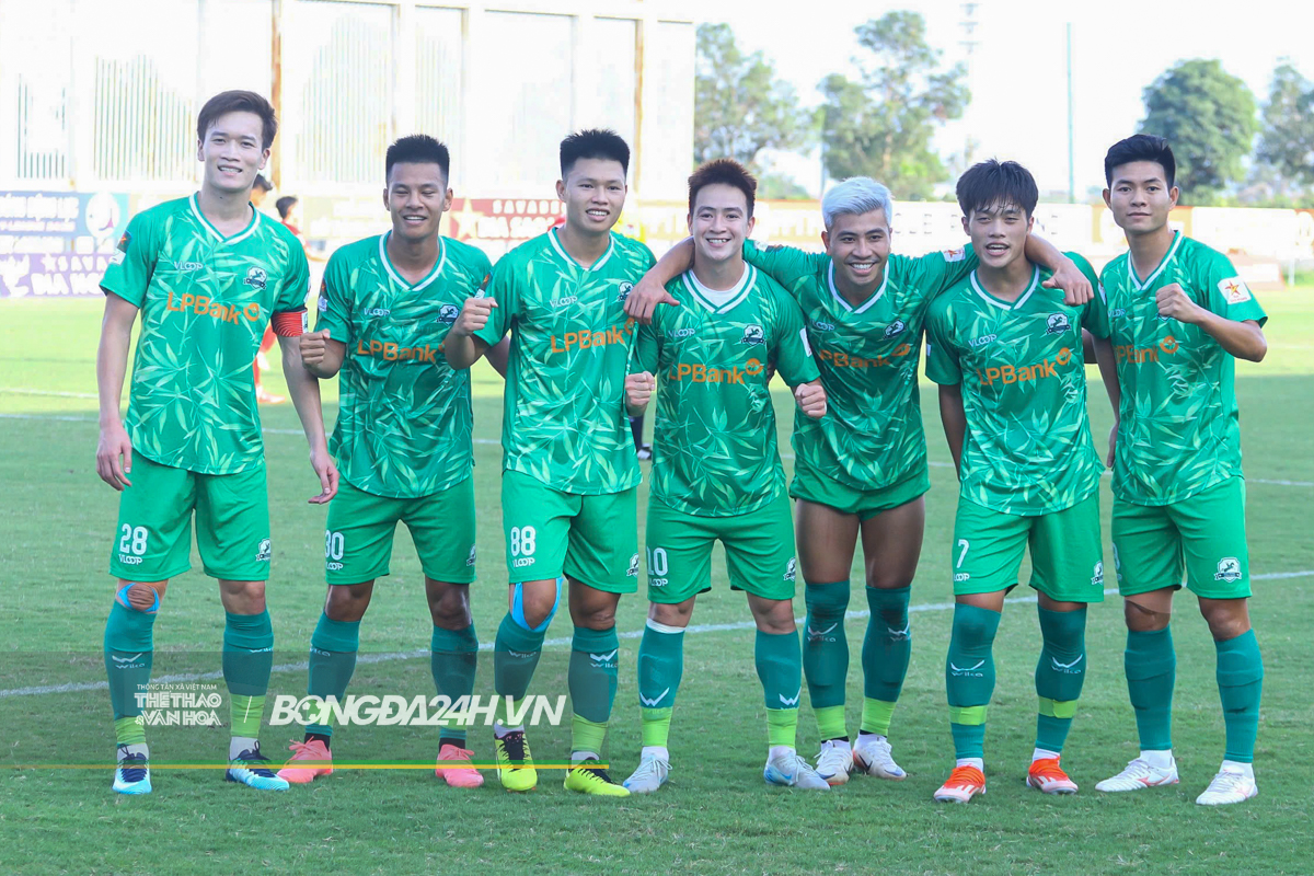 Giải hạng Nhất Quốc gia 202425 Cuộc chơi riêng của Phù Đổng Ninh Bình 1