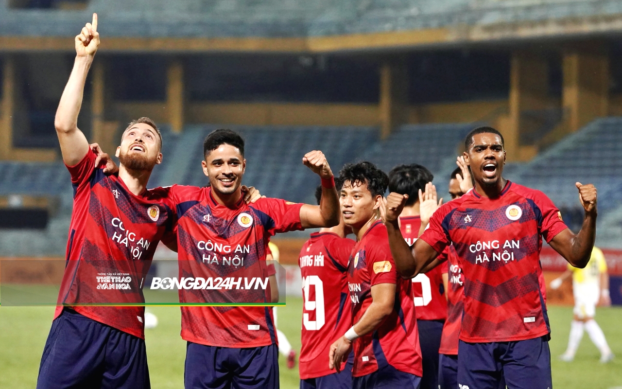 Cong an Ha Noi vs Binh dinh 20/11