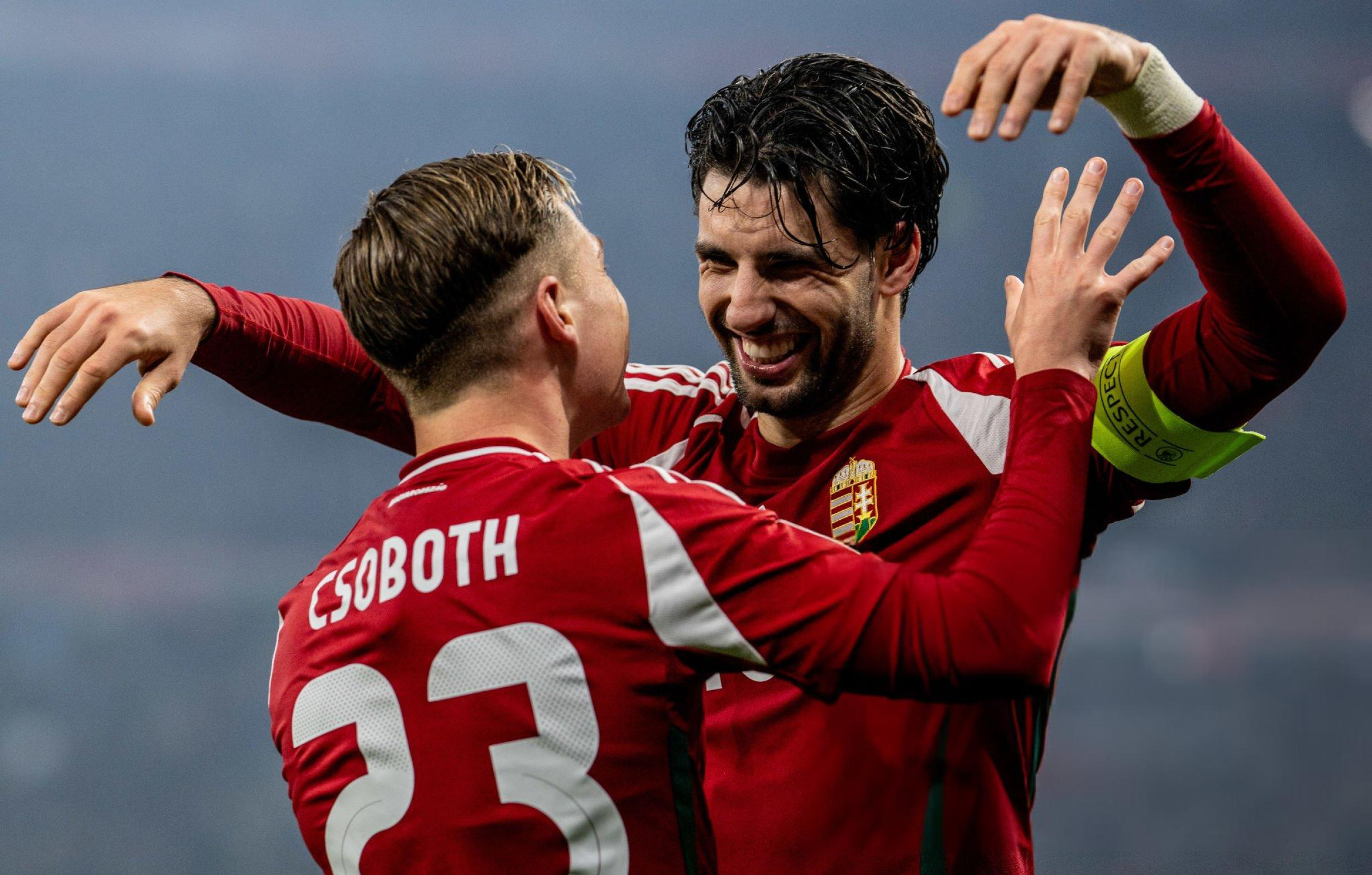 Dominik Szoboszlai Cánh chim én lẻ loi 1 Dominik Szoboszlai Cánh chim én lẻ loi 1