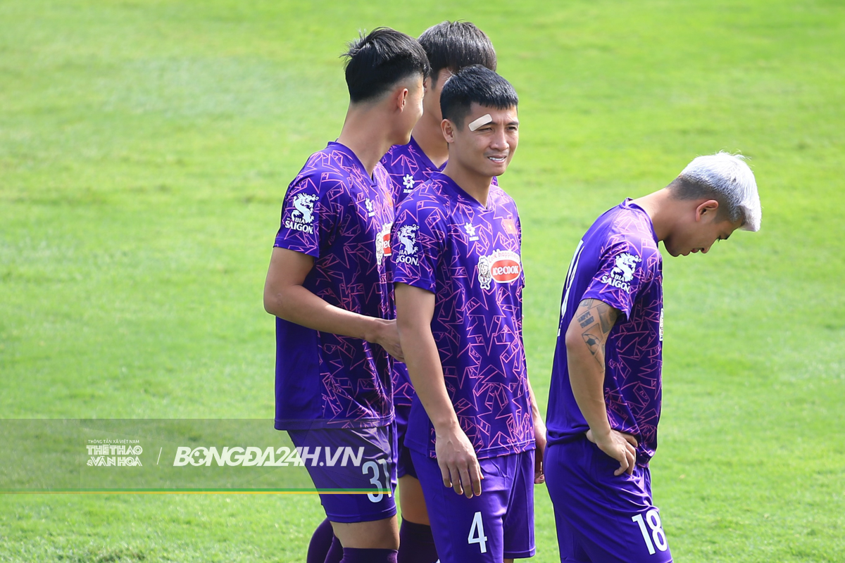 Tuyển Việt Nam vắng 7 cầu thủ trong buổi tập trước thềm sang Hàn Quốc 4 Tuyển Việt Nam vắng 7 cầu thủ trong buổi tập trước thềm sang Hàn Quốc 4