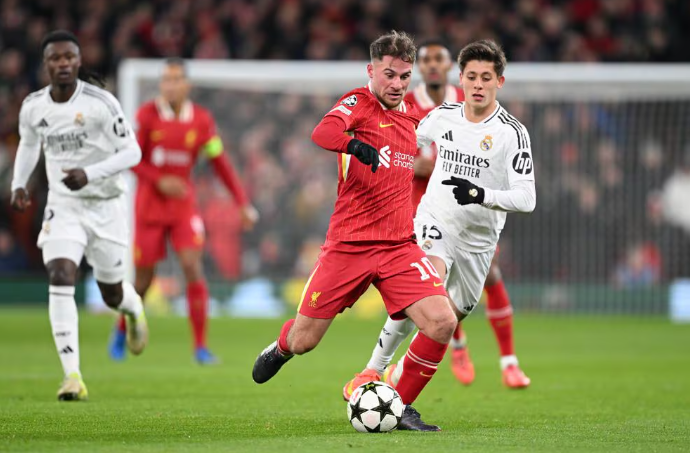 Liverpool hạ Real trong ngày Mbappe và Salah cùng đá hỏng 11m 3