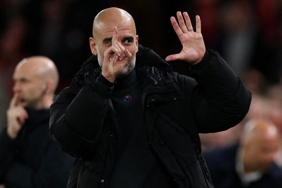 HLV Pep Guardiola dem cup sau tran thua Liverpool