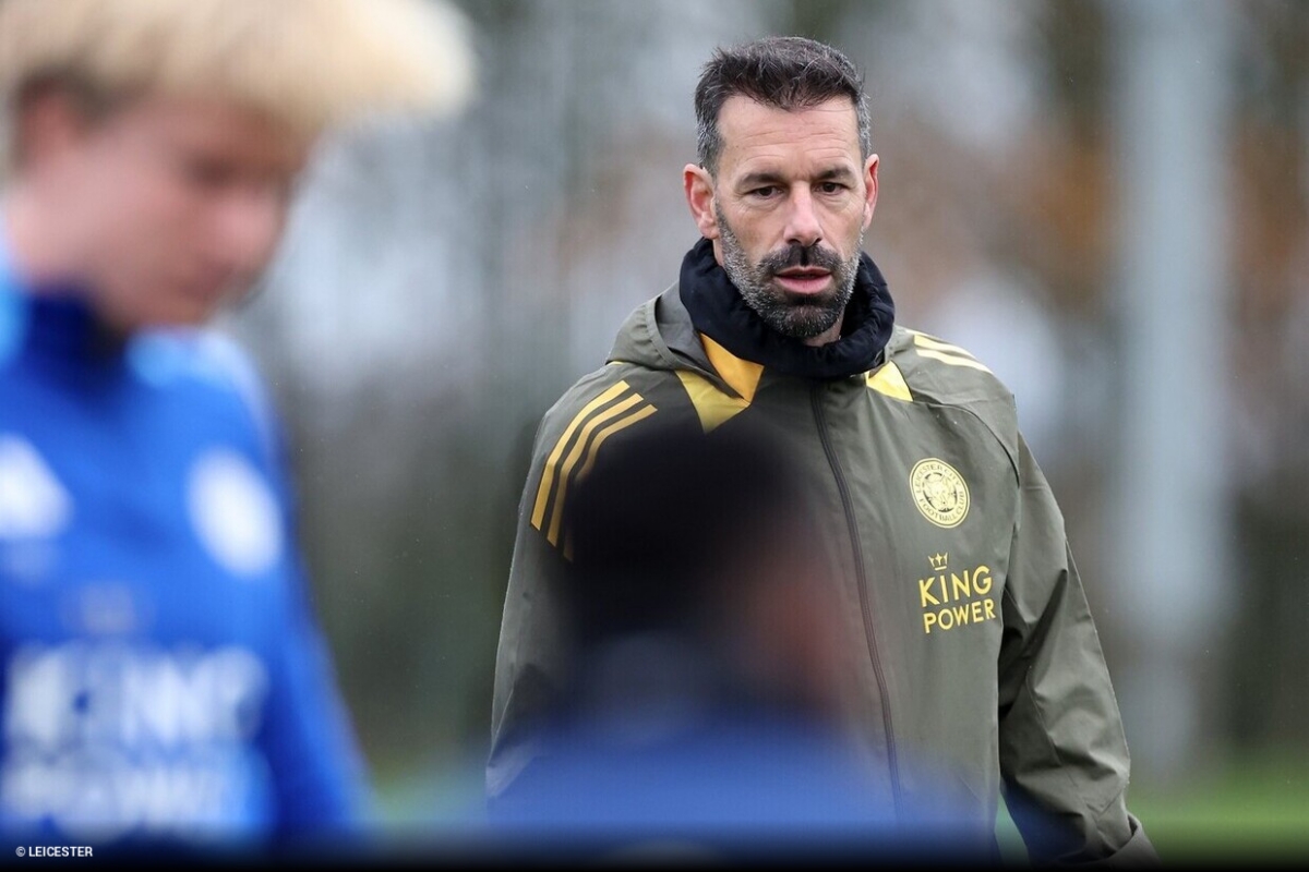 HLV Van Nistelrooy Leicester