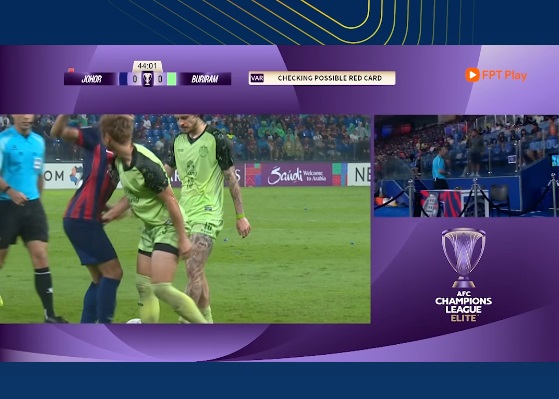 Bruno Fernandes bi dau nhe truoc dai chien Arsenal