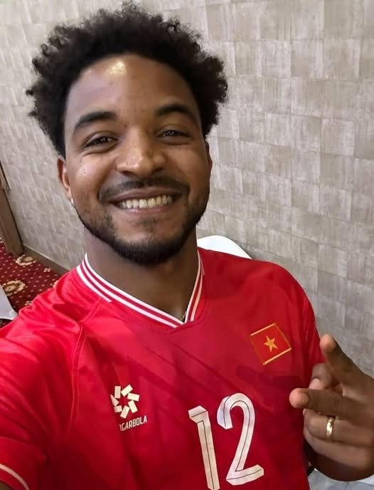 Xuân Son bắt chước kiểu ăn mừng của Erling Haaland 1 Xuân Son bắt chước kiểu ăn mừng của Erling Haaland 1