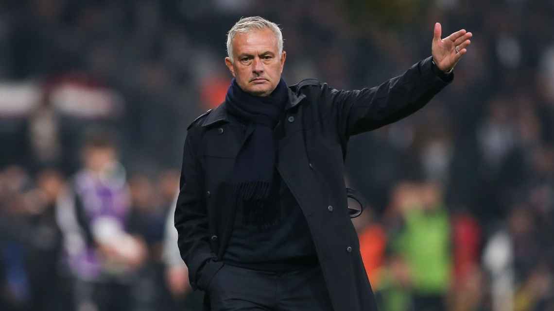 HLV Mourinho có khả năng trở lại Premier League làm việc 1