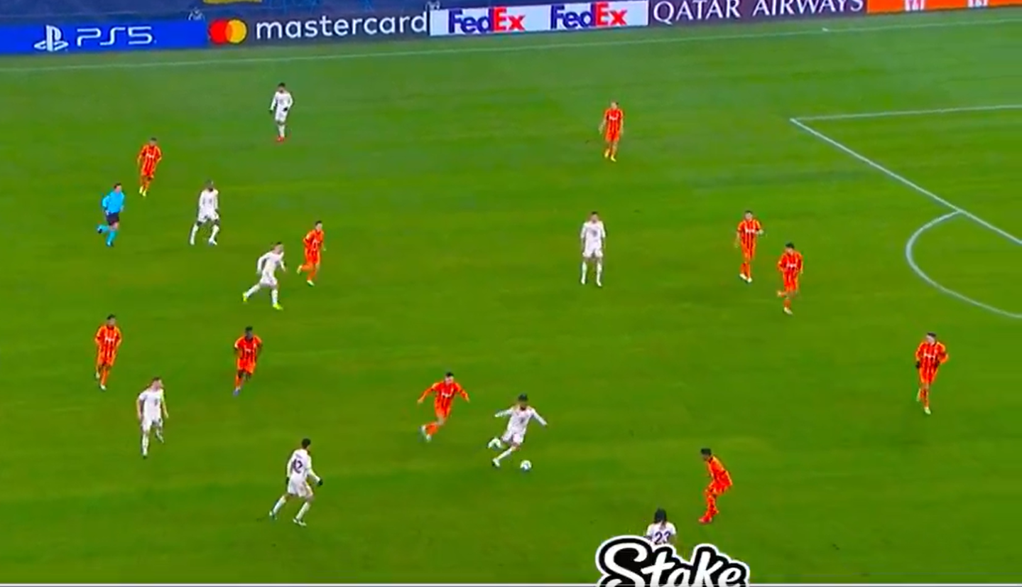 Michael Olise hóa Lionel Messi với bàn thắng ấn tượng 1 Michael Olise hóa Lionel Messi với bàn thắng ấn tượng 1