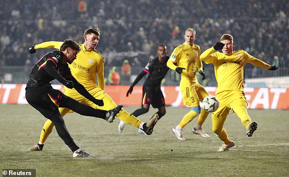 1734019603592_lc_galleryImage_Soccer_Football_Conferenc